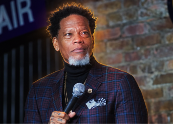 dl hughley net worth